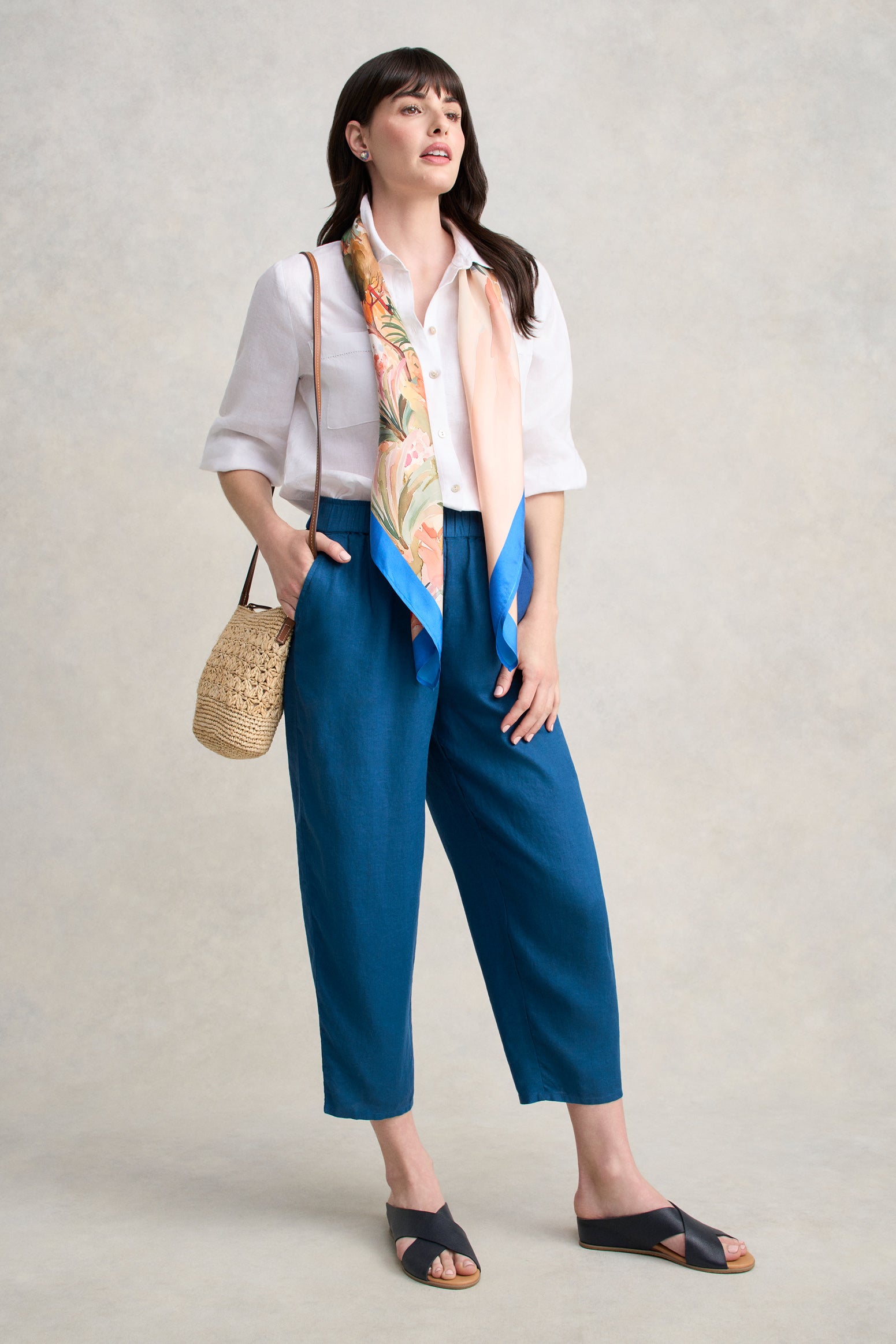 Linen Crop Pant - Midnight