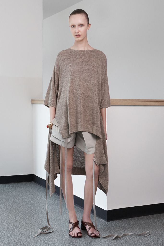 Modern women's style and everyday fashion