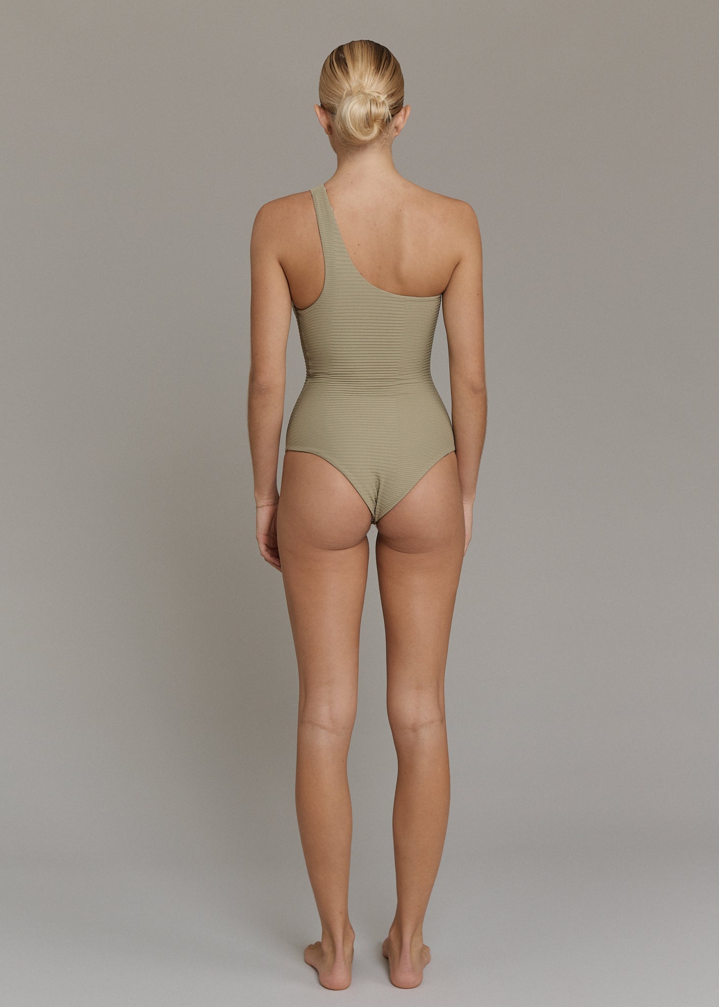 FULL PIECE - PRE - FALL 2026