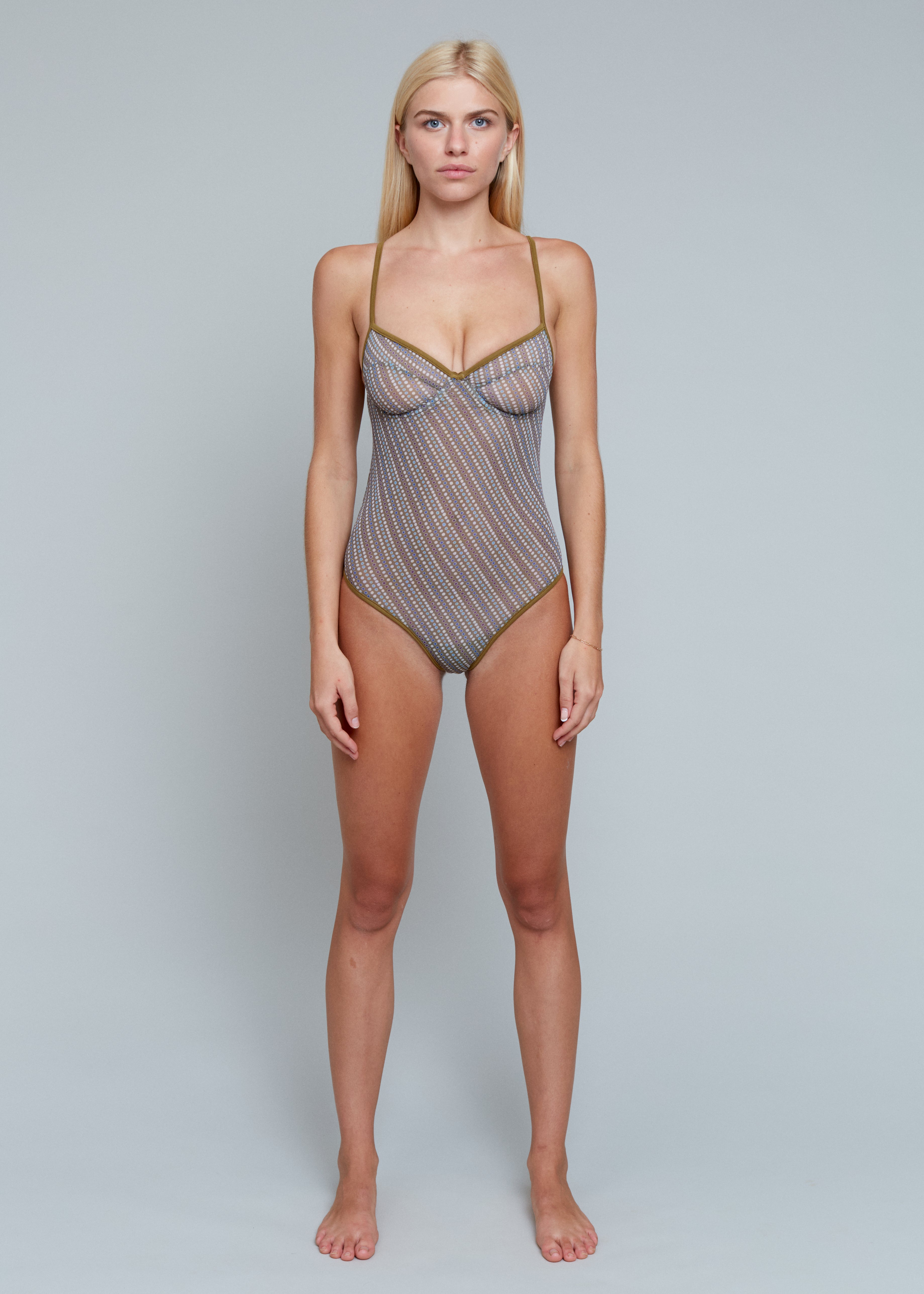 DAINTY MESH FULL PIECE - RESORT 2026